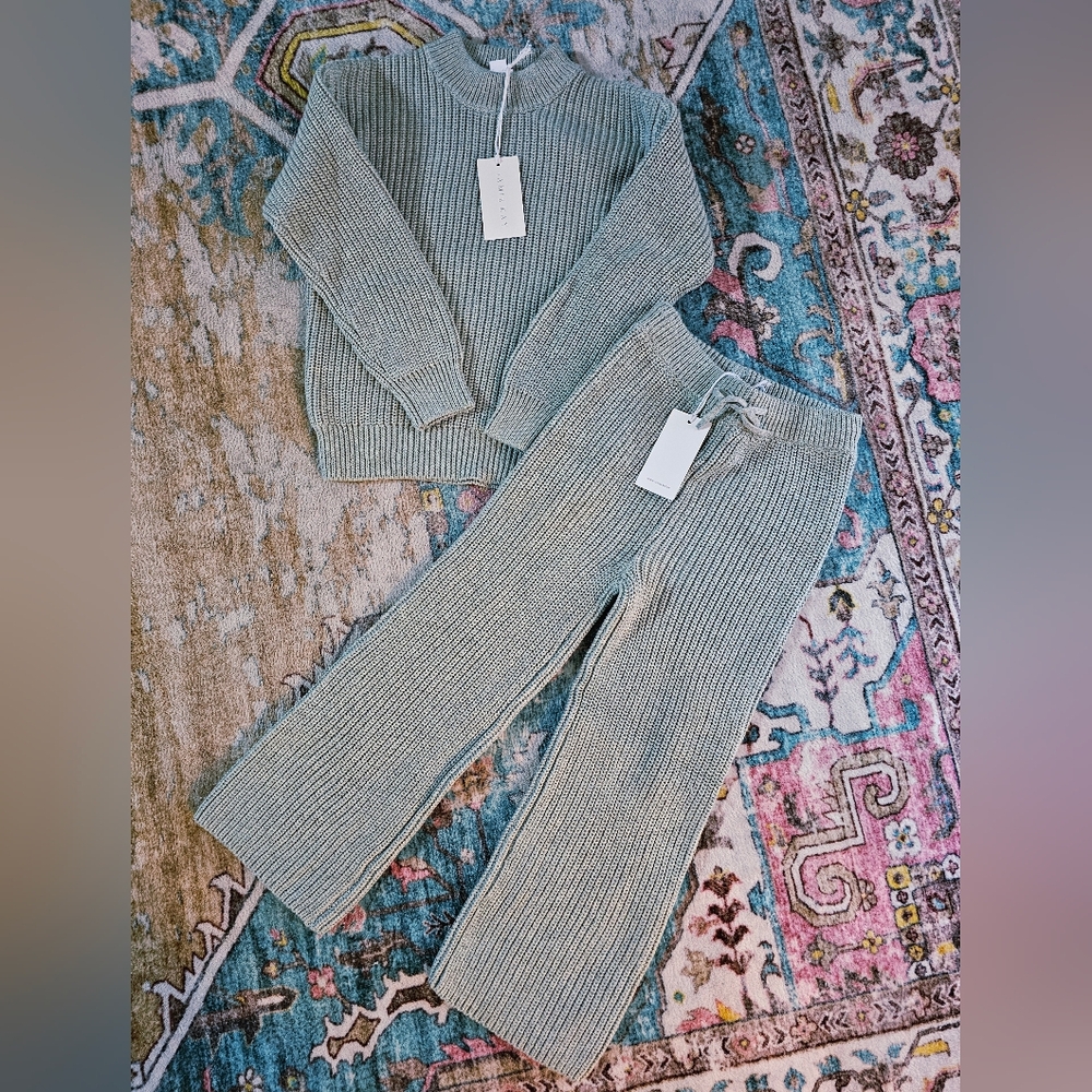 Jamie Kay Morgan Knit Set NWT - Picture 2 of 2
